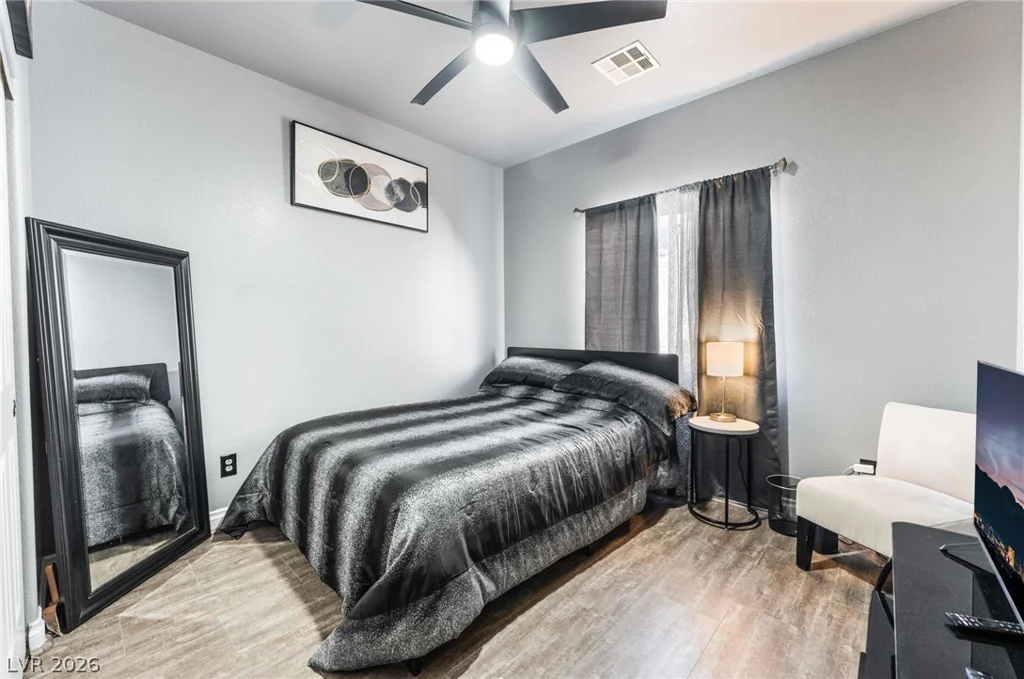 5908 Buena Tierra, North Las Vegas, NV 89031