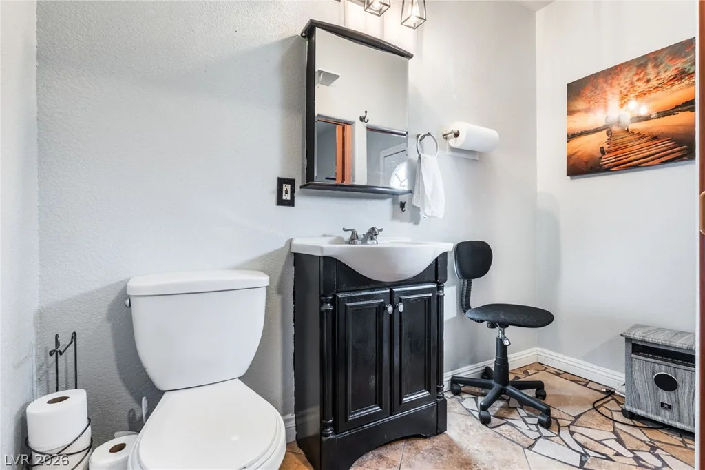 5908 Buena Tierra, North Las Vegas, NV 89031