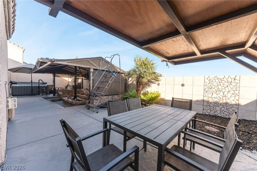 5908 Buena Tierra, North Las Vegas, NV 89031
