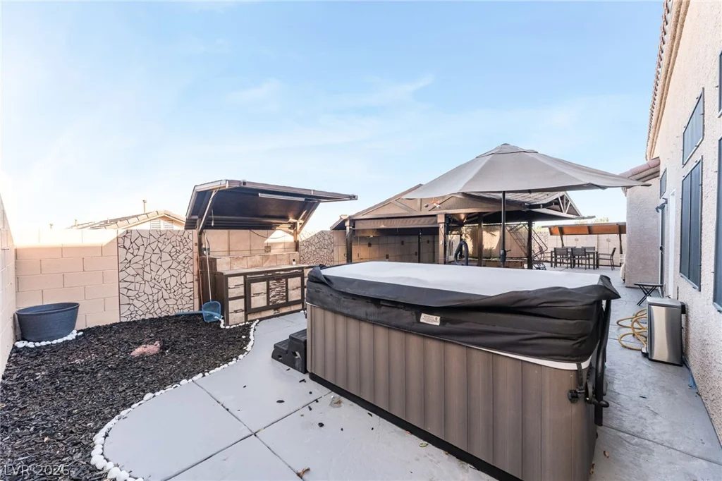 5908 Buena Tierra, North Las Vegas, NV 89031