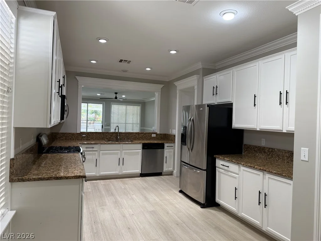 2601 Bahama Point, North Las Vegas, NV 89031