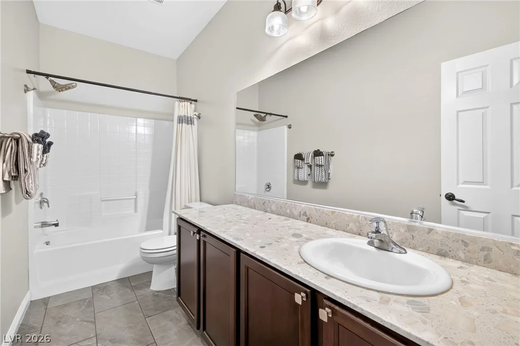 2668 Dorshester Heights, Las Vegas, NV 89108