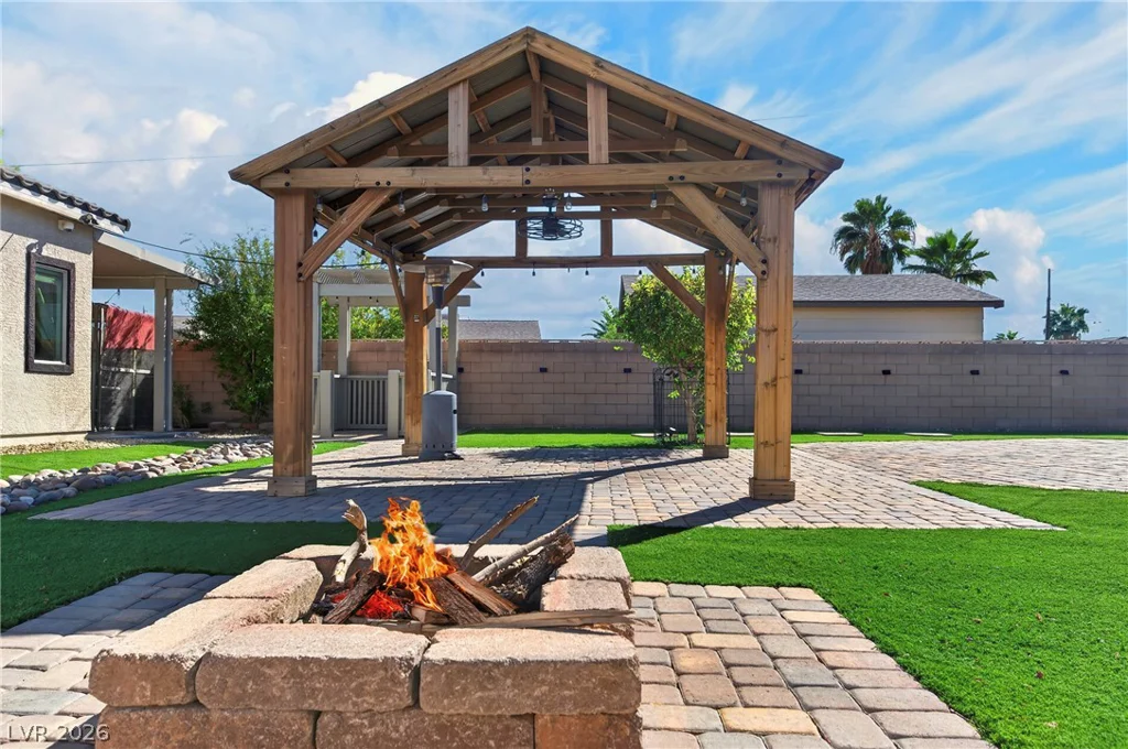 2668 Dorshester Heights, Las Vegas, NV 89108
