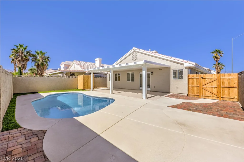6801 Rio Sands, Las Vegas, NV 89130