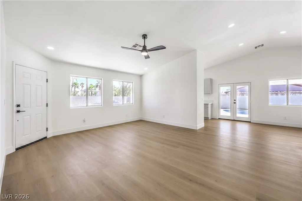 6801 Rio Sands, Las Vegas, NV 89130