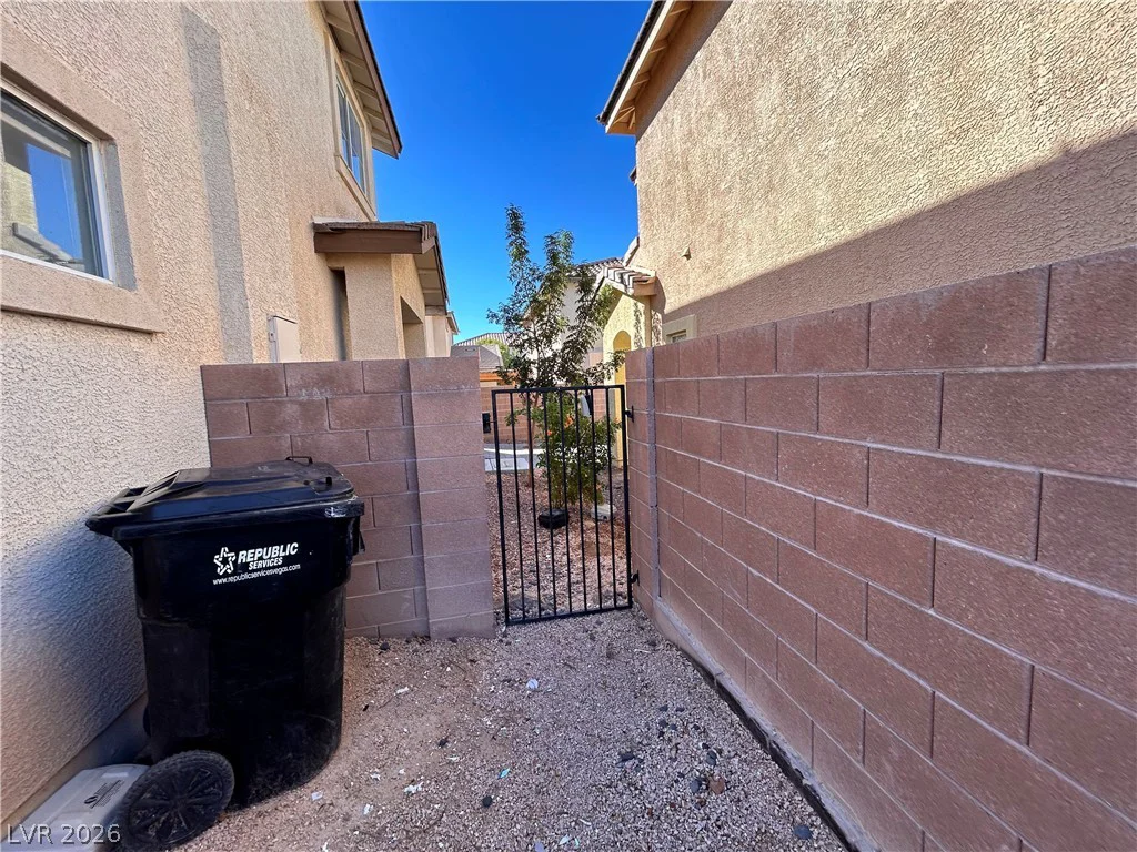 6208 Standing Elm, North Las Vegas, NV 89081