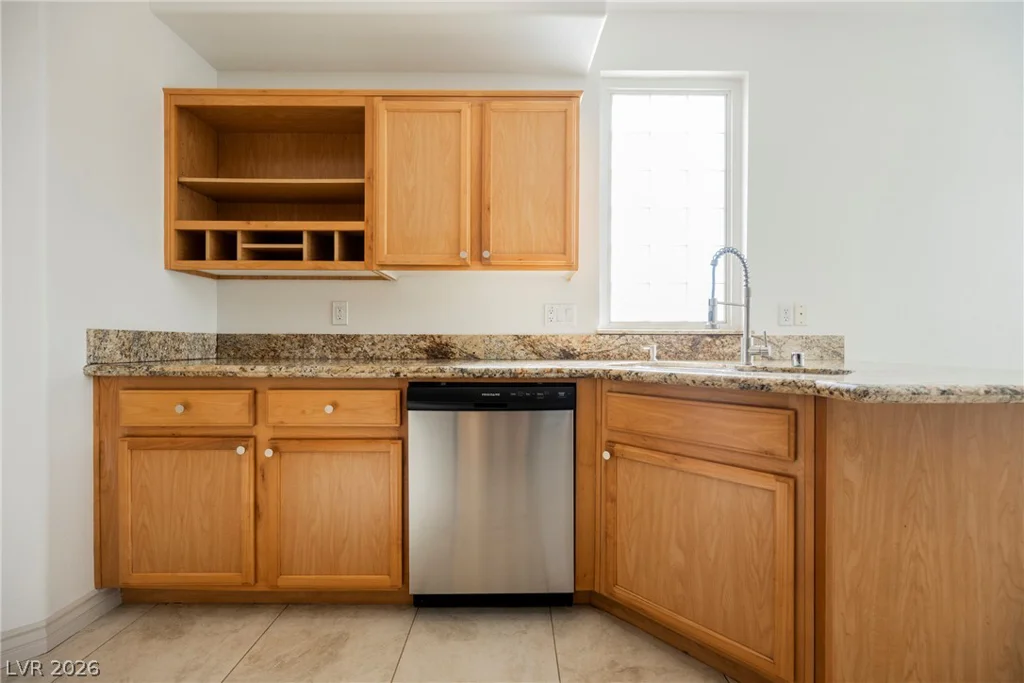 4416 Nestos Valley, North Las Vegas, NV 89031