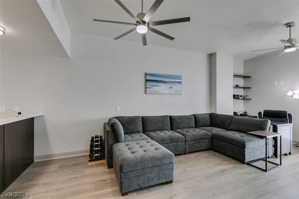 150 Las Vegas, Las Vegas, NV 89101