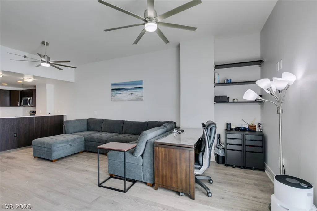 150 Las Vegas, Las Vegas, NV 89101