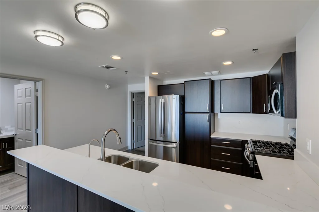 150 Las Vegas, Las Vegas, NV 89101