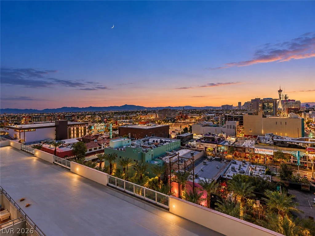 150 Las Vegas, Las Vegas, NV 89101