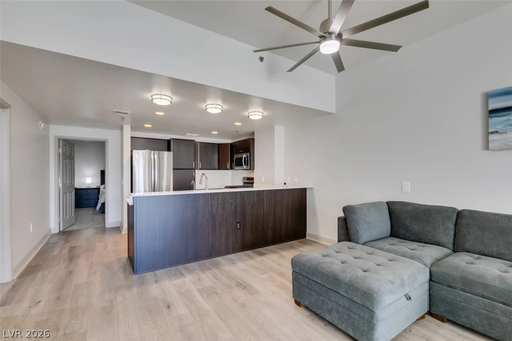 150 Las Vegas, Las Vegas, NV 89101