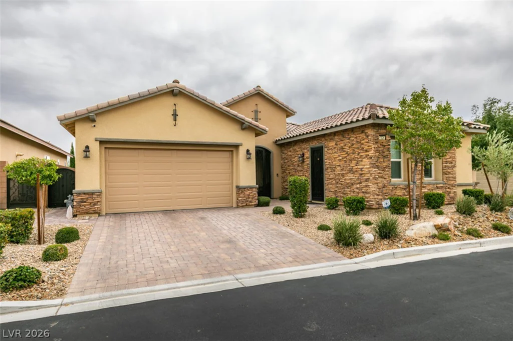 7326 Winesburg, Las Vegas, NV 89166