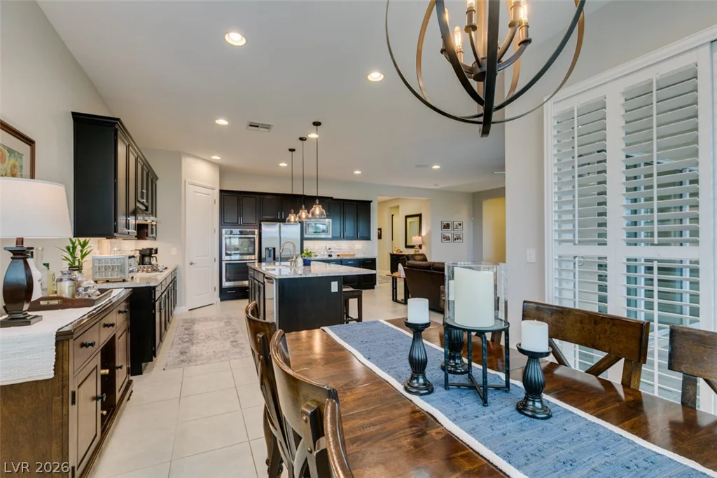 7326 Winesburg, Las Vegas, NV 89166