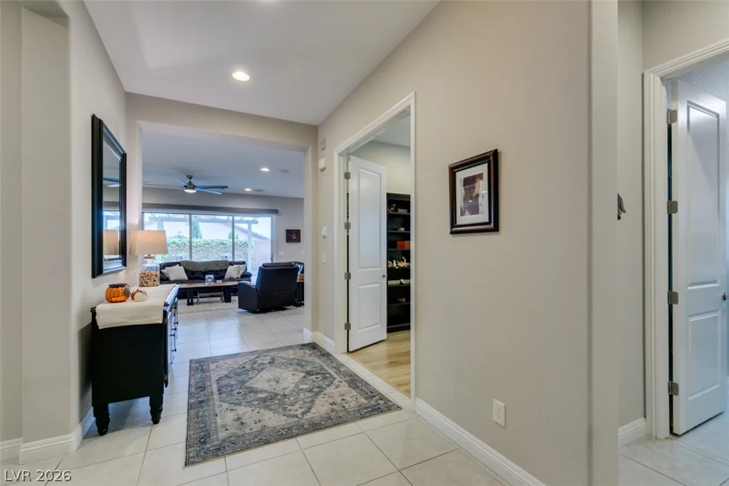 7326 Winesburg, Las Vegas, NV 89166