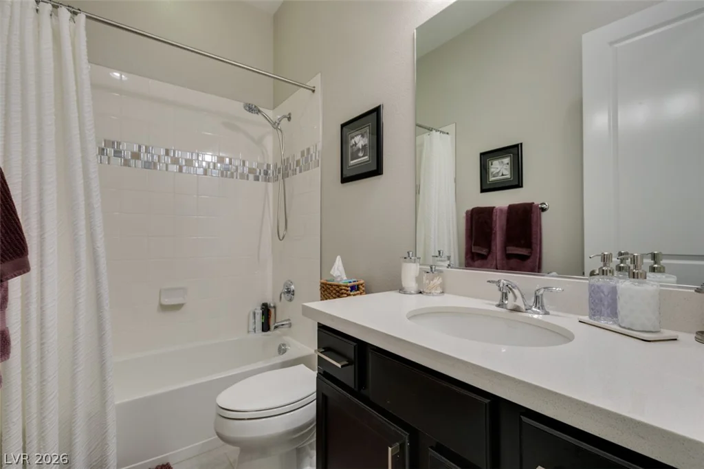 7326 Winesburg, Las Vegas, NV 89166