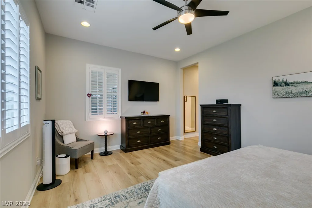 7326 Winesburg, Las Vegas, NV 89166