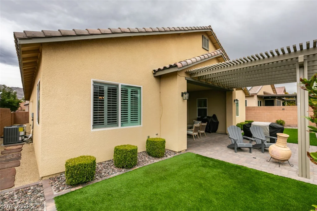7326 Winesburg, Las Vegas, NV 89166