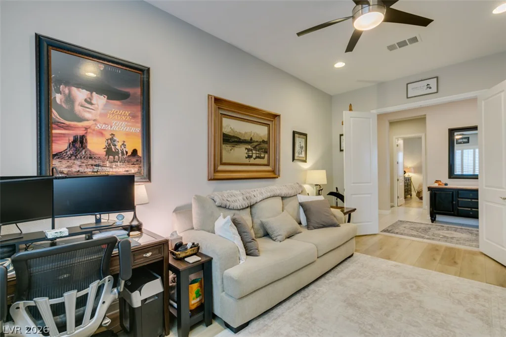 7326 Winesburg, Las Vegas, NV 89166
