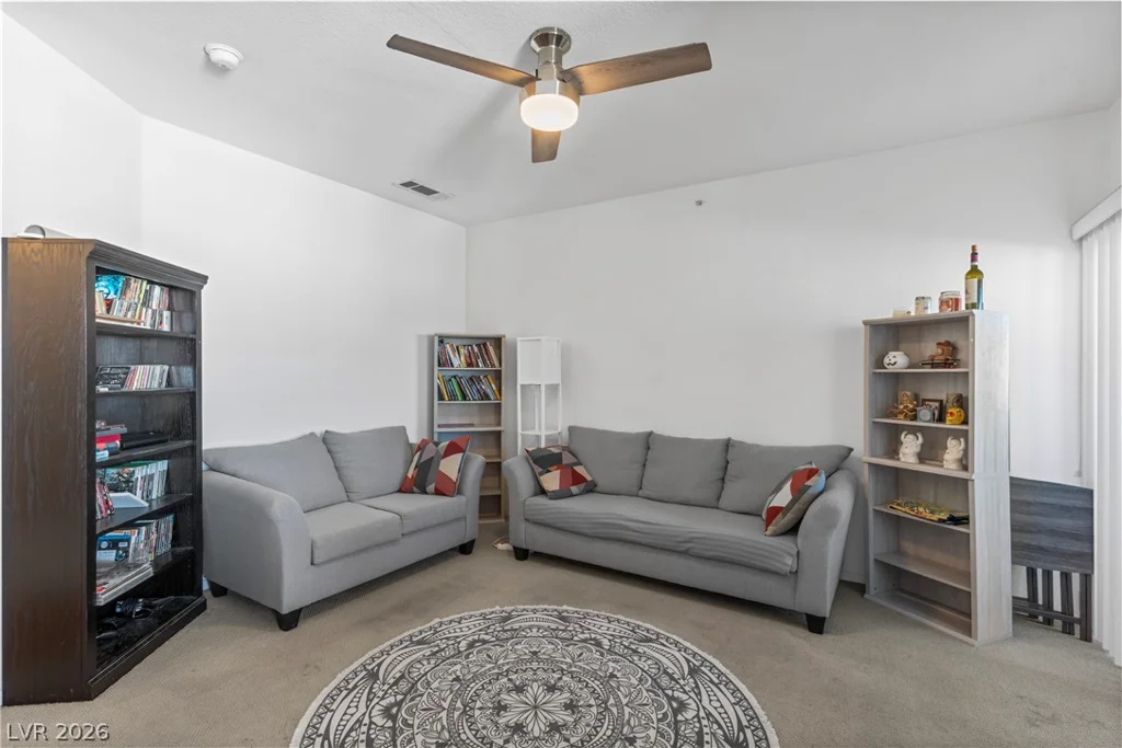 6480 Annie Oakley, Las Vegas, NV 89120