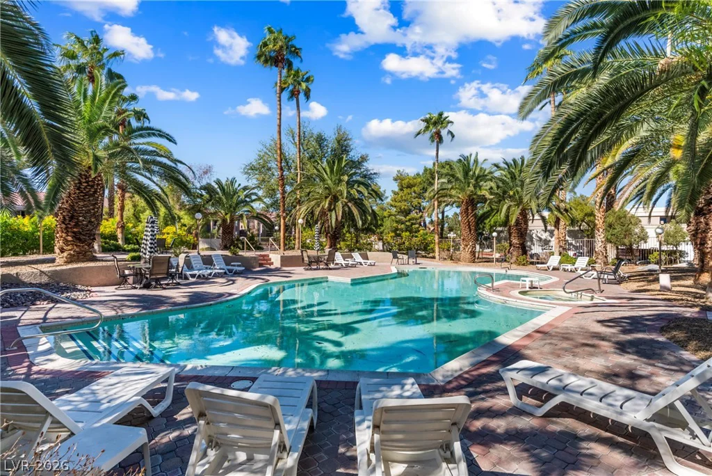 6480 Annie Oakley, Las Vegas, NV 89120