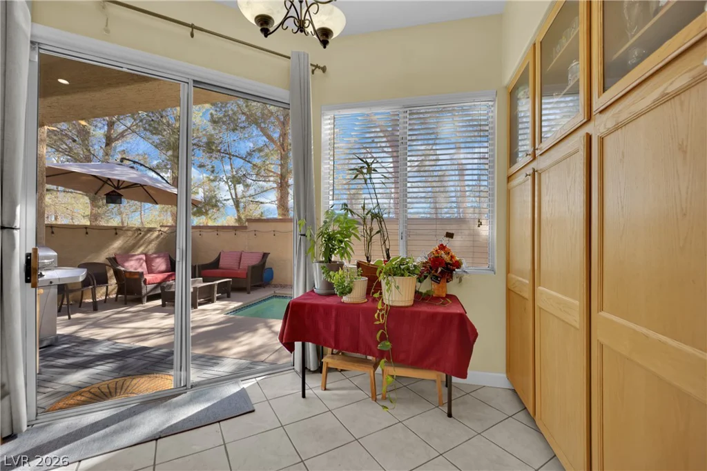 10133 Snow Crest, Las Vegas, NV 89134