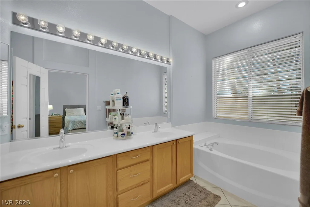 10133 Snow Crest, Las Vegas, NV 89134