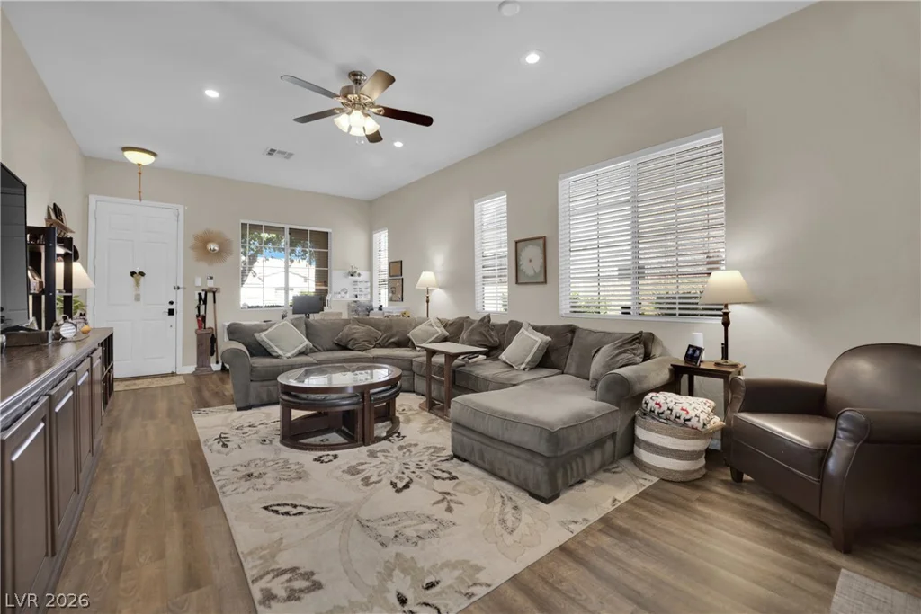 10133 Snow Crest, Las Vegas, NV 89134
