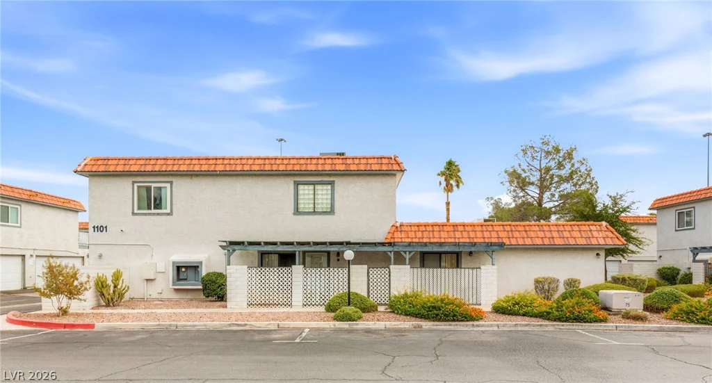 1101 Willow Tree, Las Vegas, NV 89128
