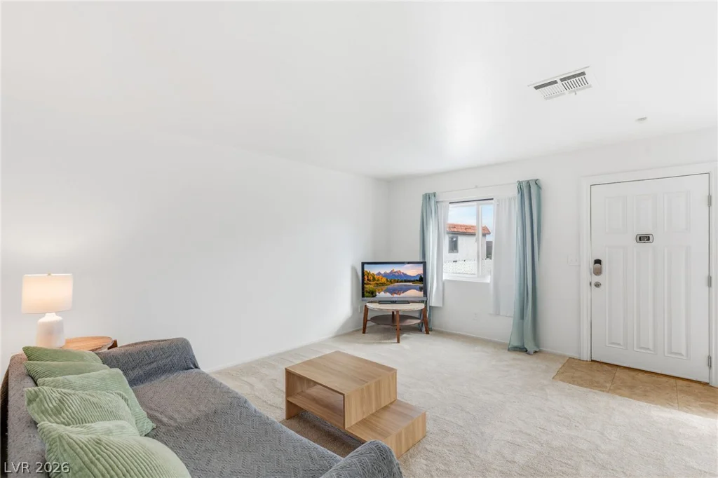 1101 Willow Tree, Las Vegas, NV 89128