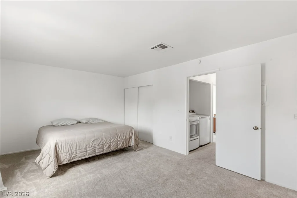 1101 Willow Tree, Las Vegas, NV 89128