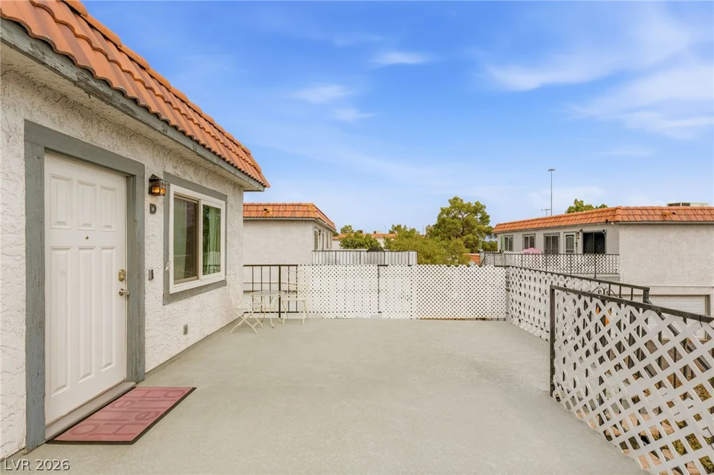 1101 Willow Tree, Las Vegas, NV 89128