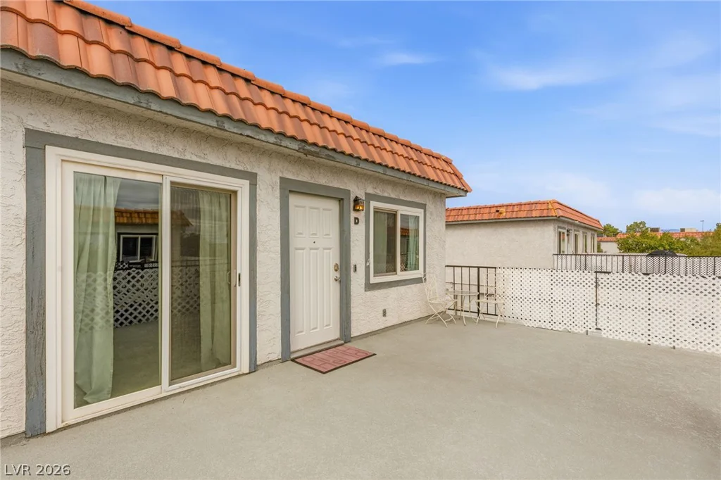 1101 Willow Tree, Las Vegas, NV 89128