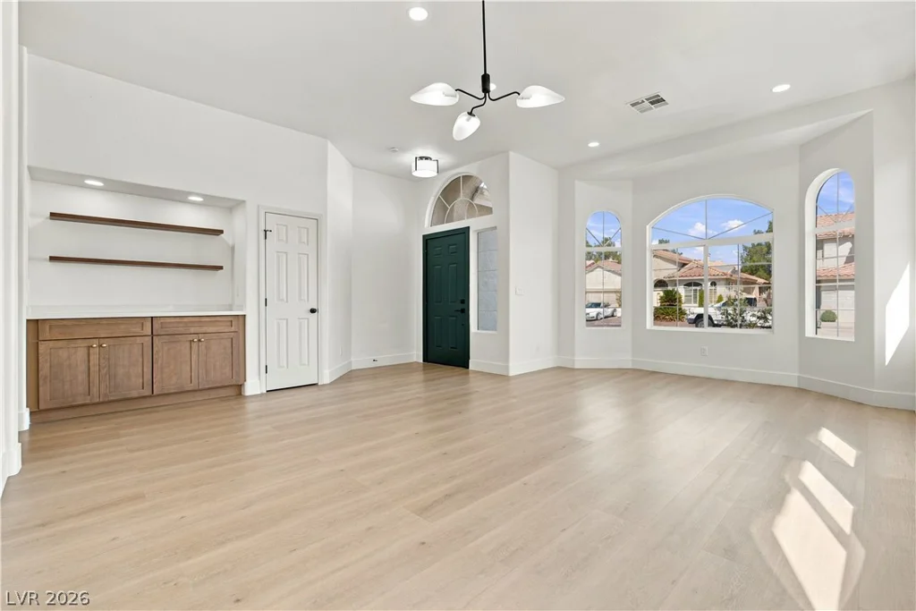1149 Coral Desert, Las Vegas, NV 89123