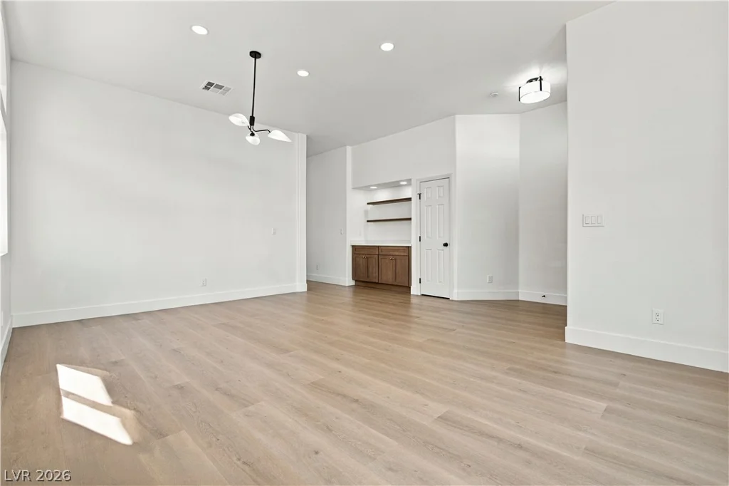 1149 Coral Desert, Las Vegas, NV 89123