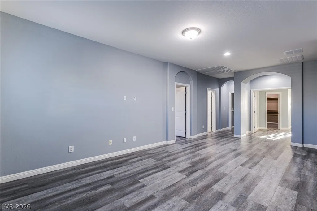 8121 Crushed Velvet, Las Vegas, NV 89166