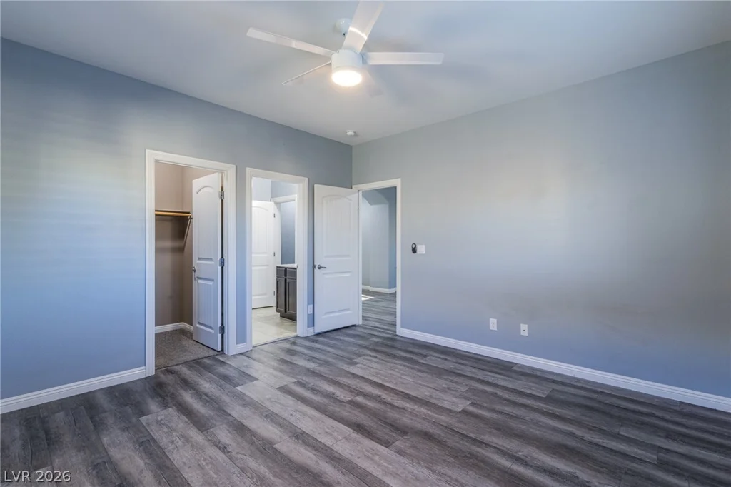 8121 Crushed Velvet, Las Vegas, NV 89166