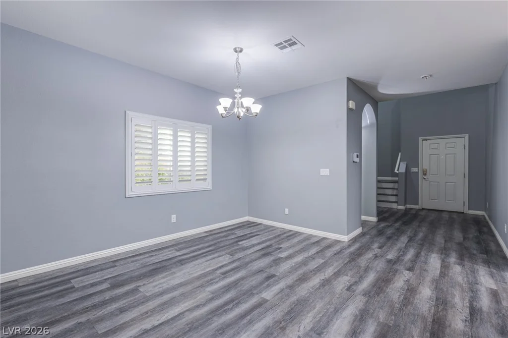 8121 Crushed Velvet, Las Vegas, NV 89166