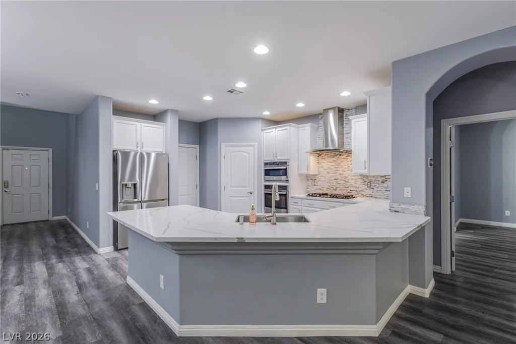 8121 Crushed Velvet, Las Vegas, NV 89166