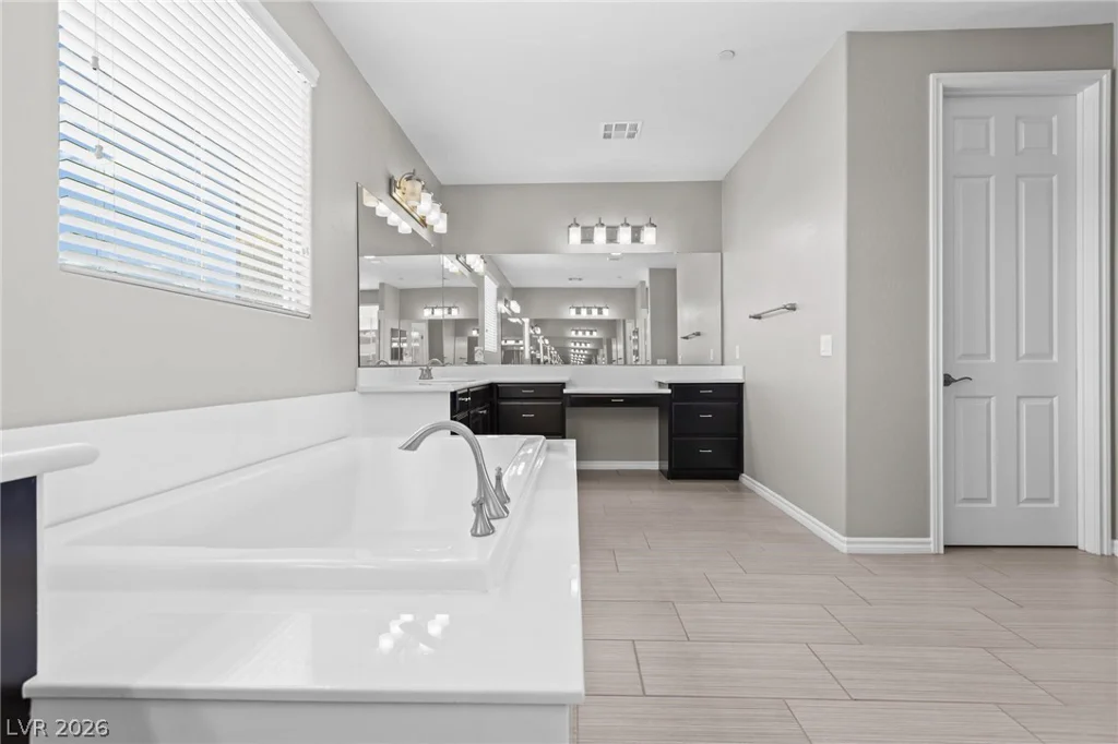2822 Poseidon Shore, Henderson, NV 89052