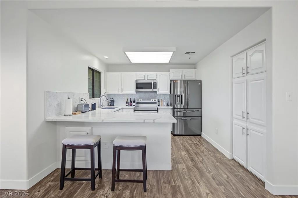 2851 Valley View, Las Vegas, NV 89102
