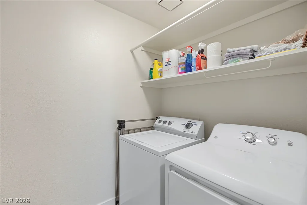 2851 Valley View, Las Vegas, NV 89102
