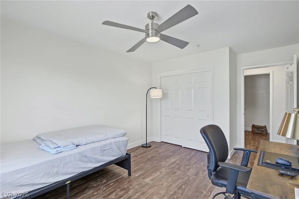 2851 Valley View, Las Vegas, NV 89102