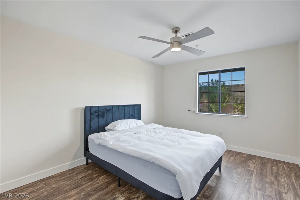 2851 Valley View, Las Vegas, NV 89102