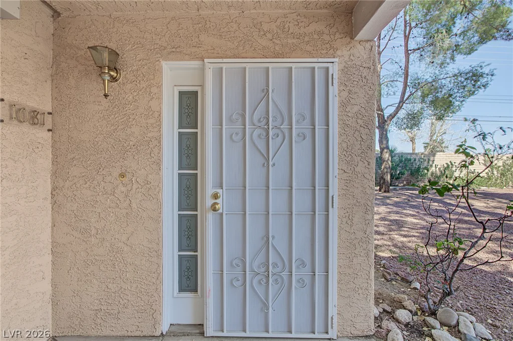 2851 Valley View, Las Vegas, NV 89102