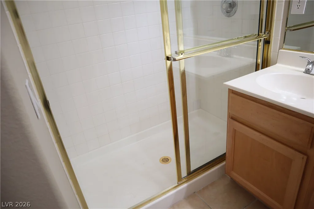 2580 Spruce Creek, Las Vegas, NV 89135