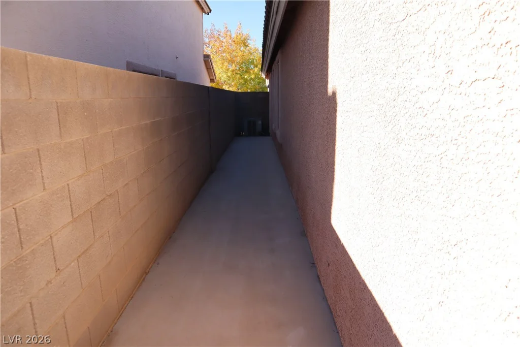 2580 Spruce Creek, Las Vegas, NV 89135