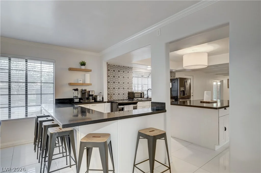 2926 Eldorado, Las Vegas, NV 89120