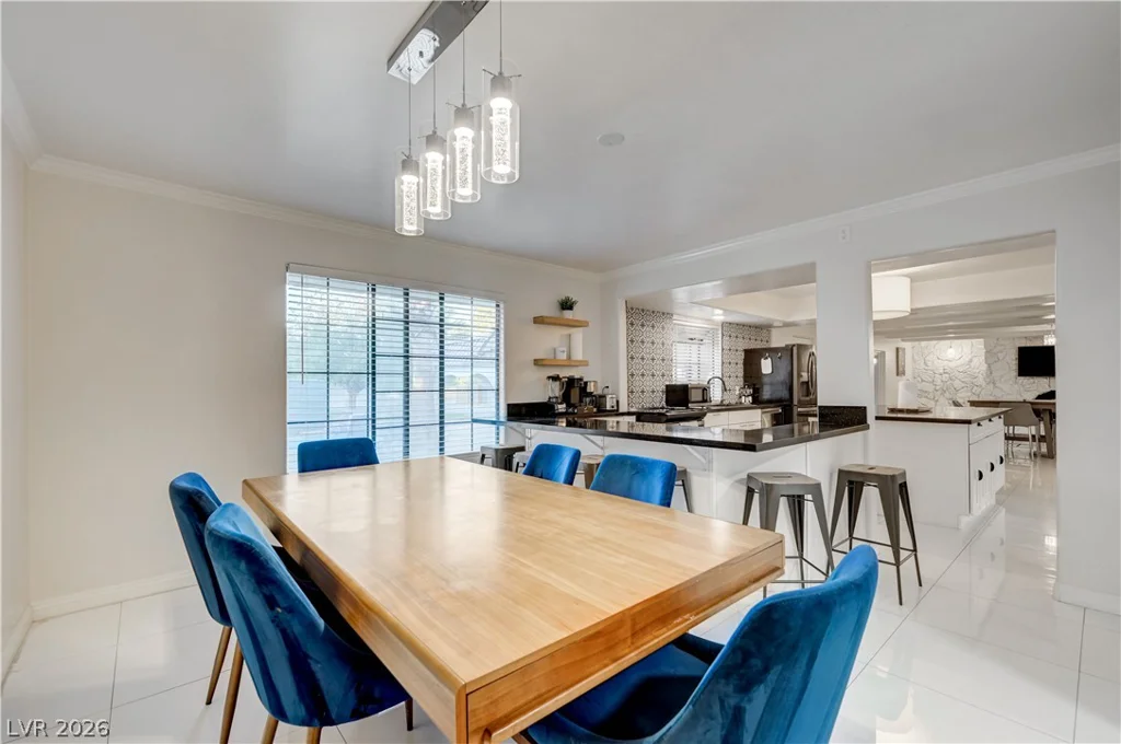 2926 Eldorado, Las Vegas, NV 89120