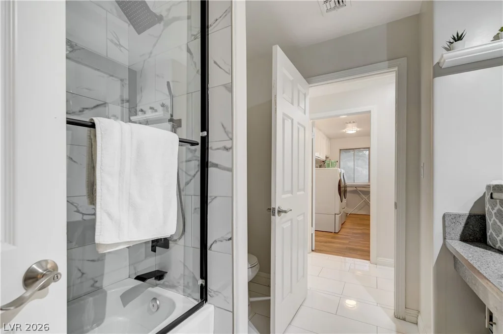 2926 Eldorado, Las Vegas, NV 89120